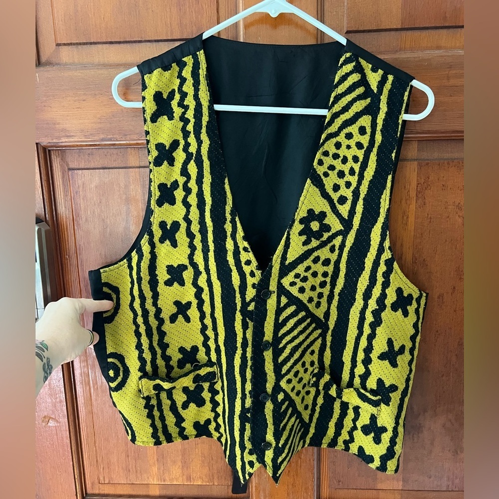 Vintage Tribal Tapestry Vest – Black Yellow Boho Festival Button Front Size L